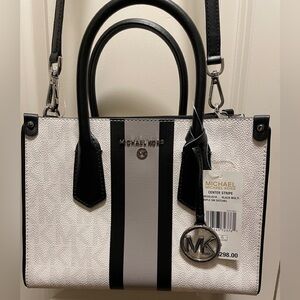 NWT MICHAEL KORS HANDBAG